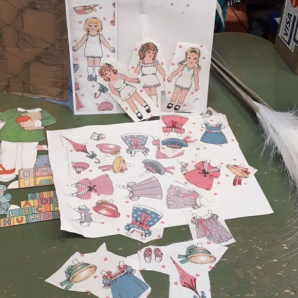 VINTAGE MY BUDDY PAPER DOLLS 2 DOLLS,  OUTFITS & TOYS 1986 HASBRO & bonus set - Picture 3 of 8